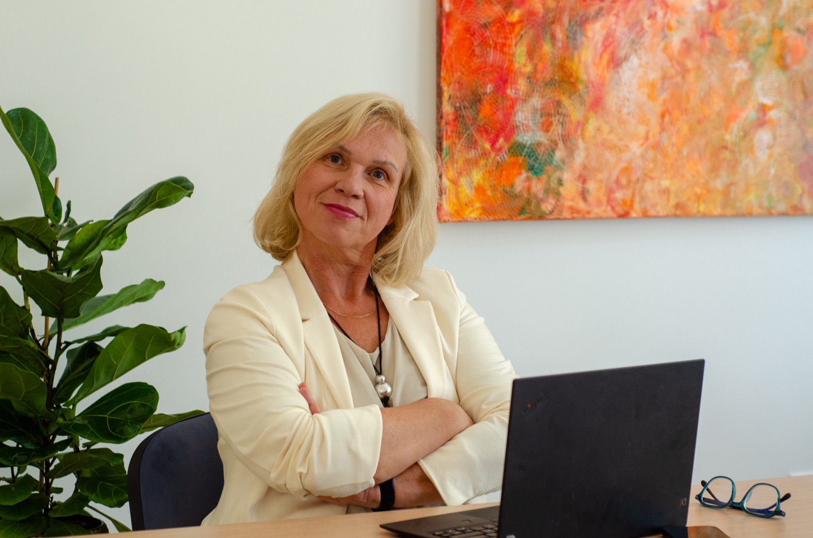 Tatjana Mršić, Compliance stručnjakinja, za radnim stolom